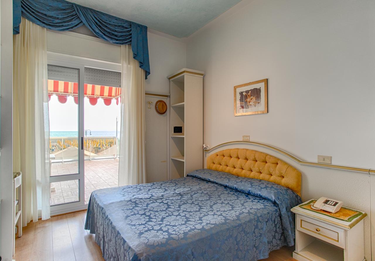 Hotel Panama Lido di Jesolo Exterior photo