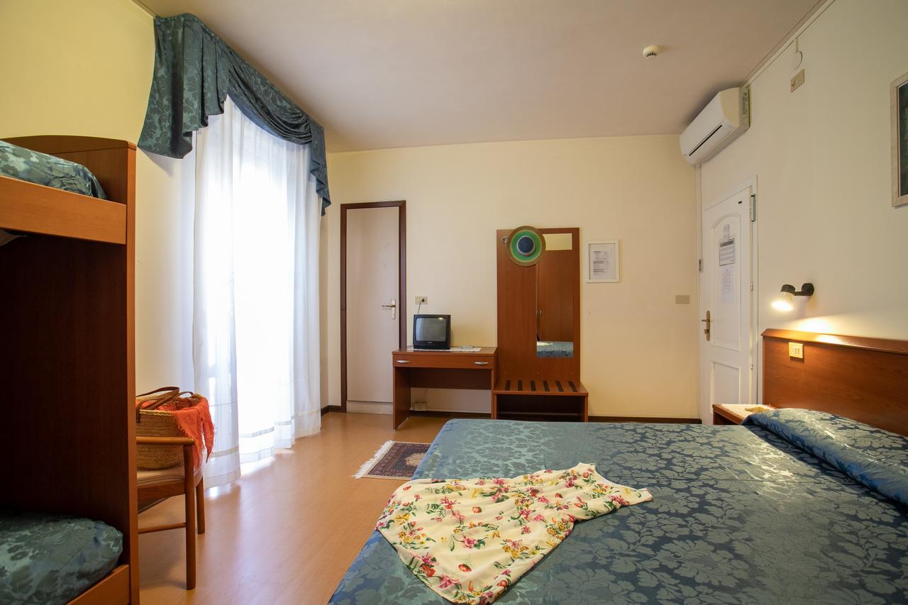 Hotel Panama Lido di Jesolo Exterior photo